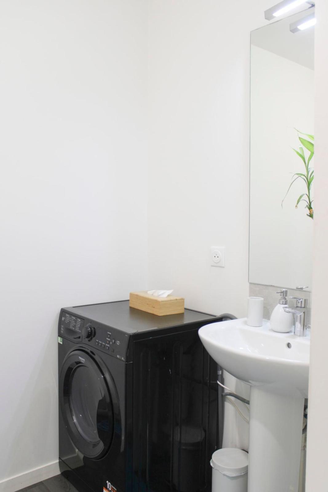 Charming T2 Near The Basilica Of Saint-Denis Apartment Exterior photo